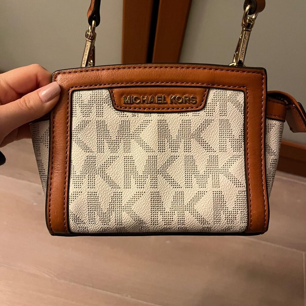 Michael Kors Mini Logo Crossbody Bag